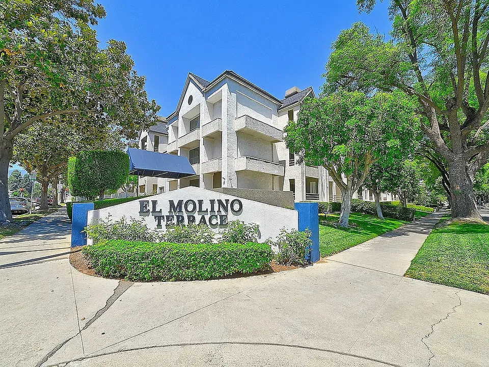 300 N El Molino Ave #107
