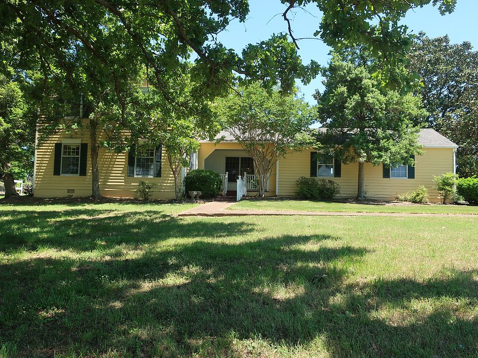 1st image of 196 Hickory Ln