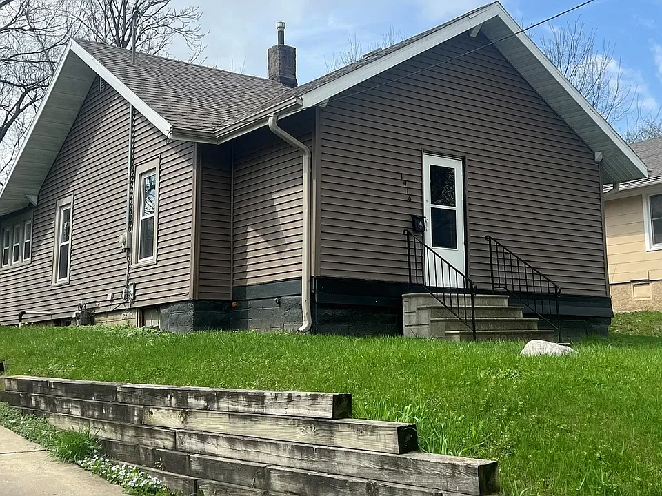 1916 Jefferson Ave