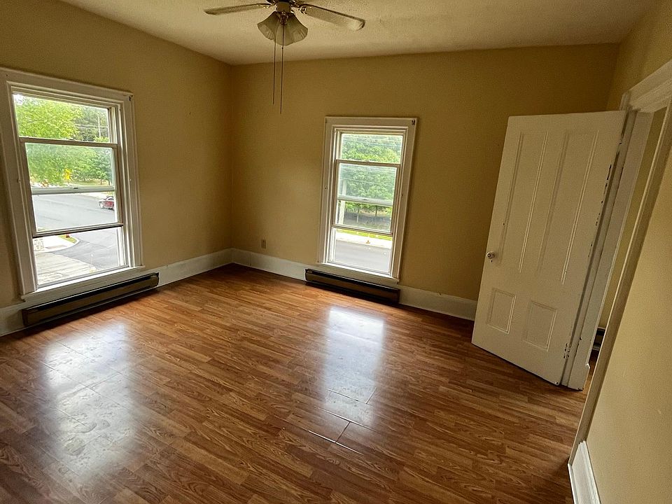 554 Stevens Ave Portland ME Zillow
