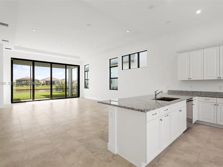11267 SW Pietra Way — Photo 4