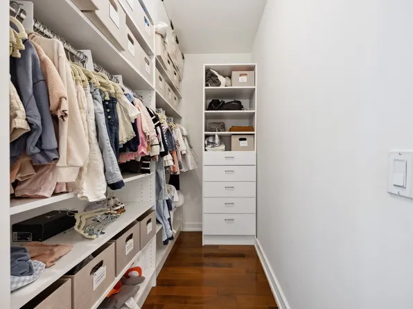 99 Warren Street image 17 of 39