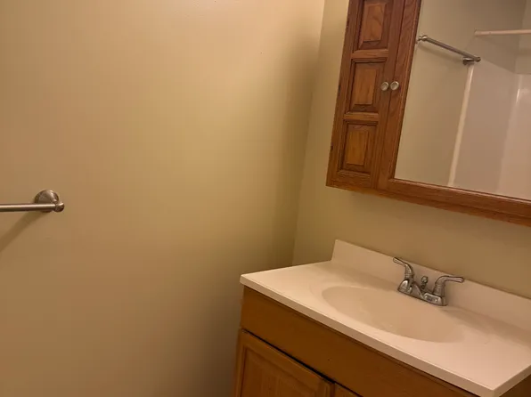 1445 S M 52 #7, Owosso, MI 48867