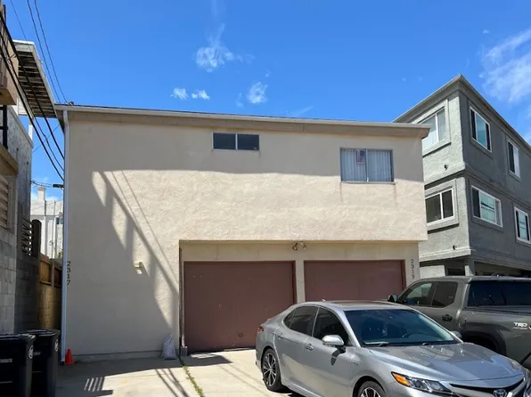 2317 Panama Dr #B, Oxnard, CA 93035