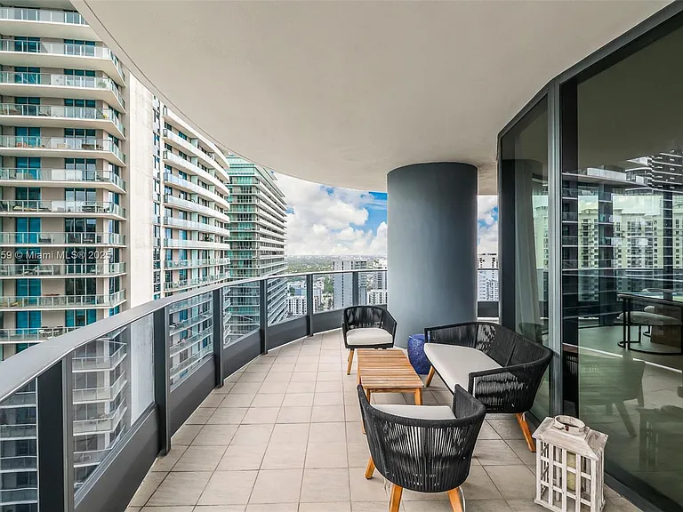 1000 Brickell Plz #3002 — Photo 47