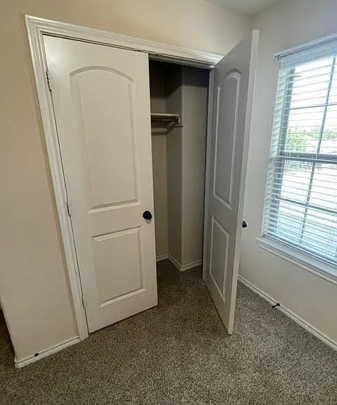 118 Creekside Villa Dr — Photo 12