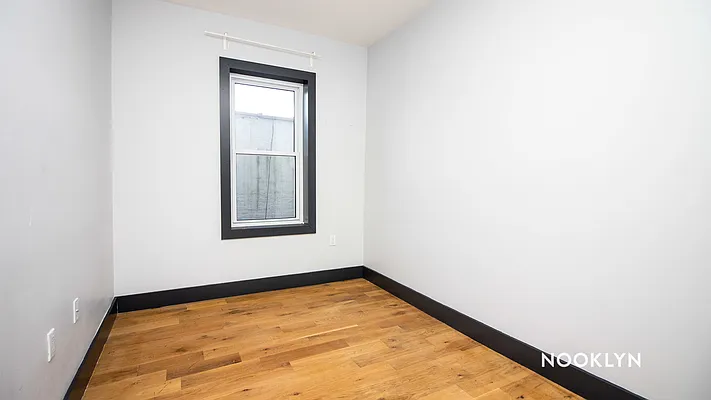 Rented by Nooklyn NYC LLC | media 66