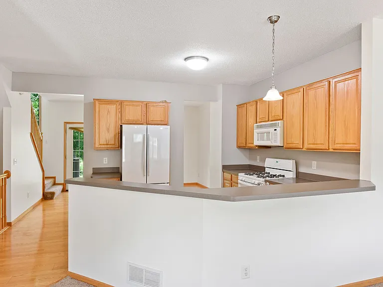 3704 Livingston Ave — Photo 3