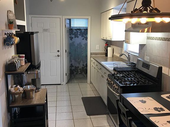 5th image of 2369 Holmes St #1