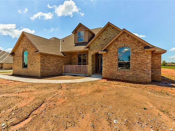 3rd image of 1408 W Hyde Park Way