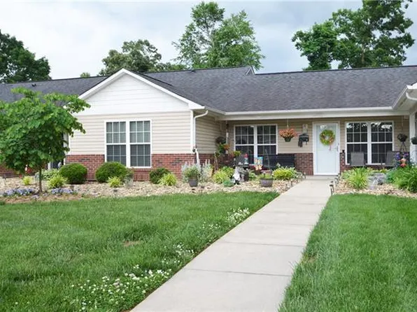 1004 E Main St, Maiden, NC 28650