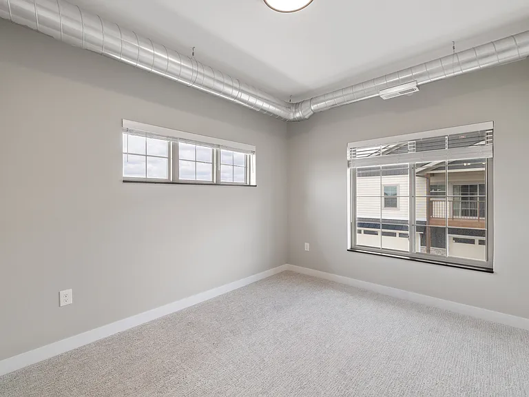 Independence Townhomes — Photo 43
