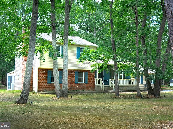 2nd image of 28 Elmwood Dr