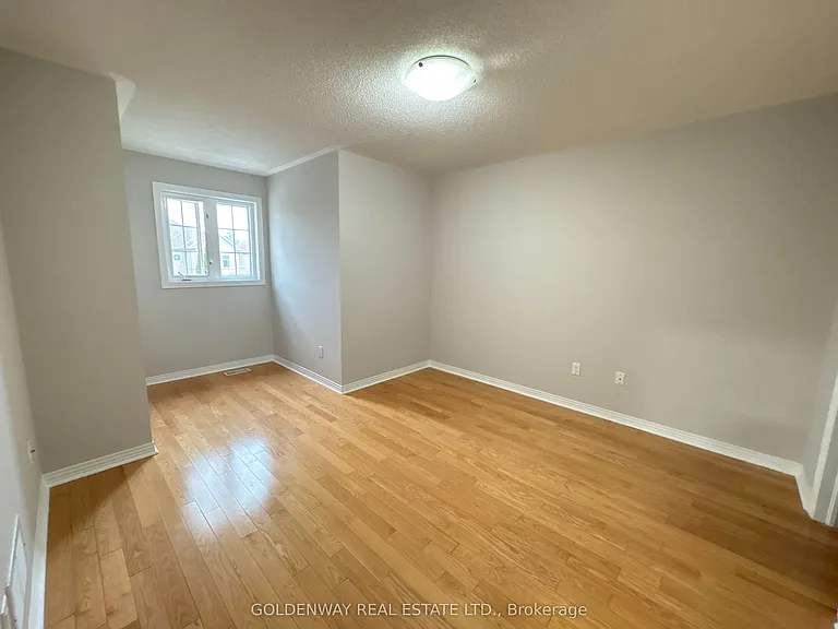 34 Whitford Rd — Photo 15