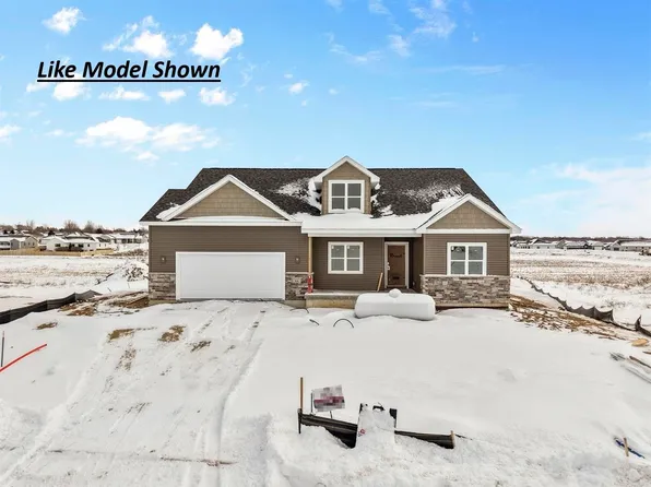 300 Michelle 177, Cottage Grove, WI 53527
