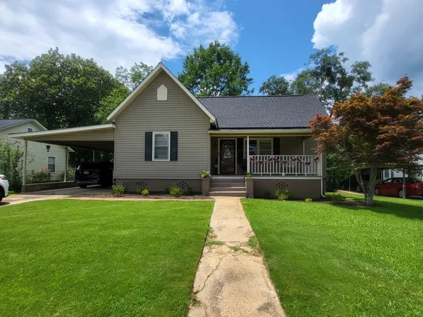 515 Bailey St, Valley, AL 36854