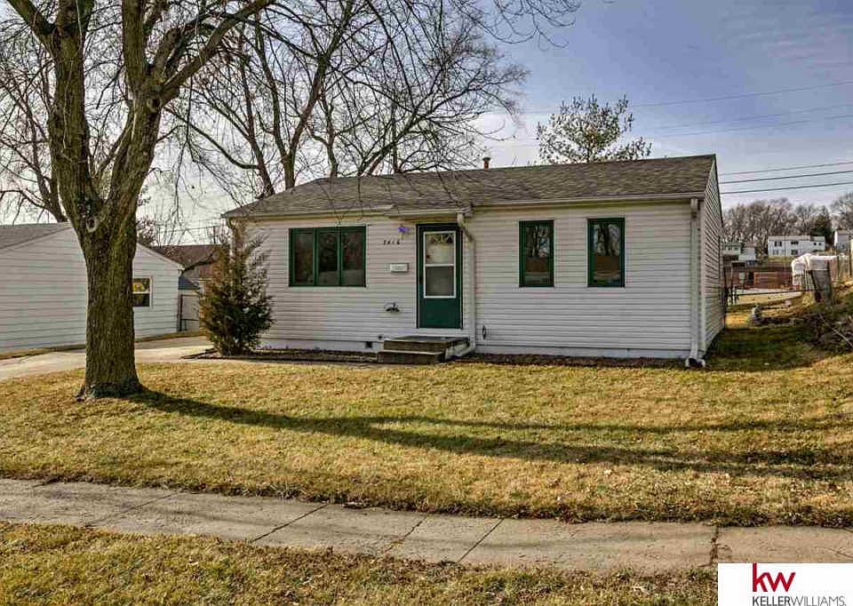 1st image of 7416 La Vista Dr