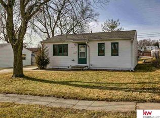 7416 La Vista Dr, La Vista, NE 68128