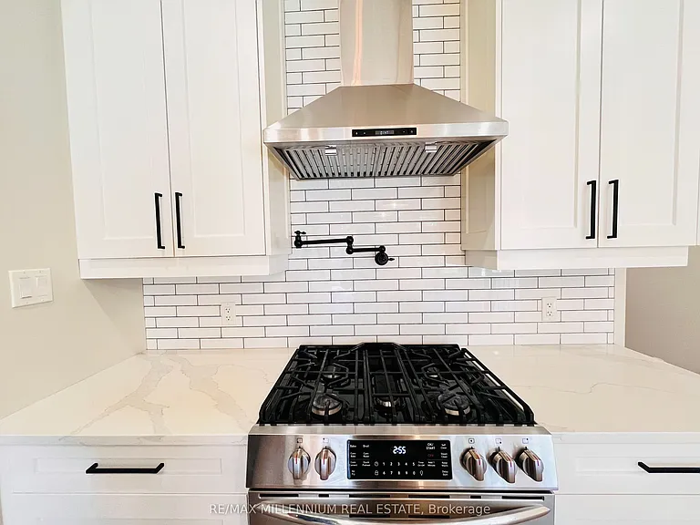 7 Rea Ct — Photo 13