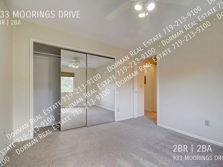 933 Moorings Dr — Photo 11