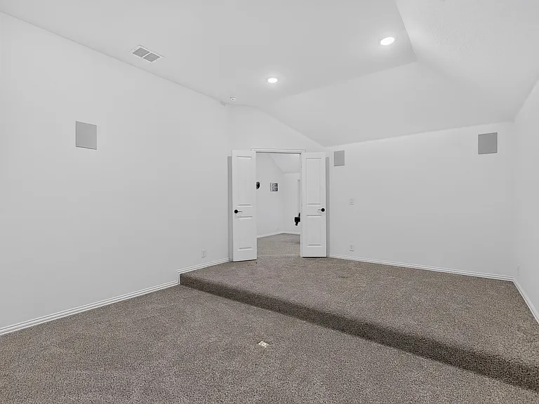 2905 Emerald Trace Dr — Photo 46