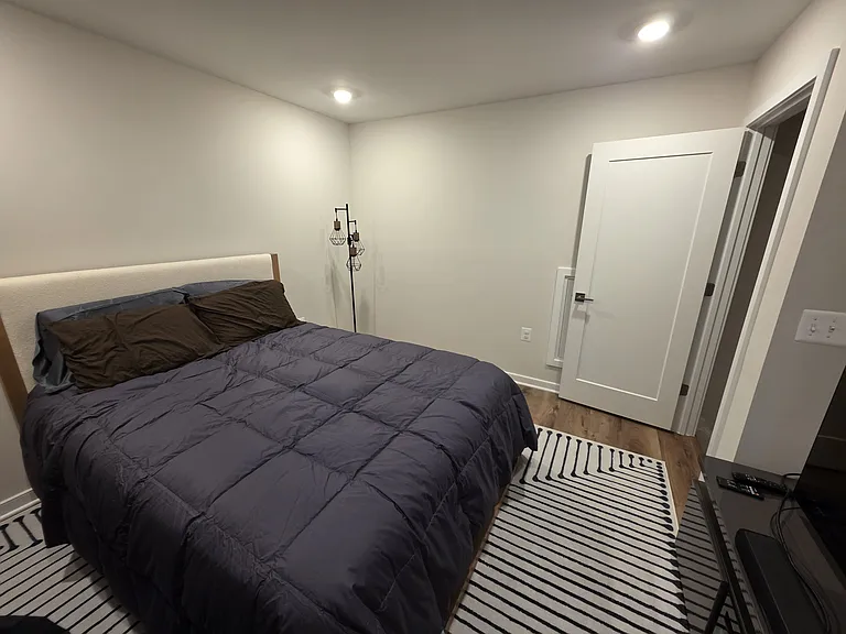 22891 Tawny Pine Sq — Photo 3