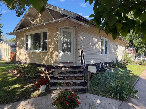 1701 7th Ave, Kearney, NE 68845