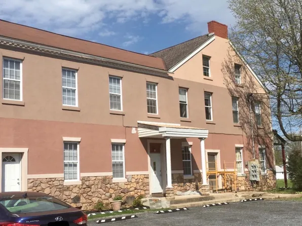 300 Kennedy Ave APT 300D, Mertztown, PA 19539