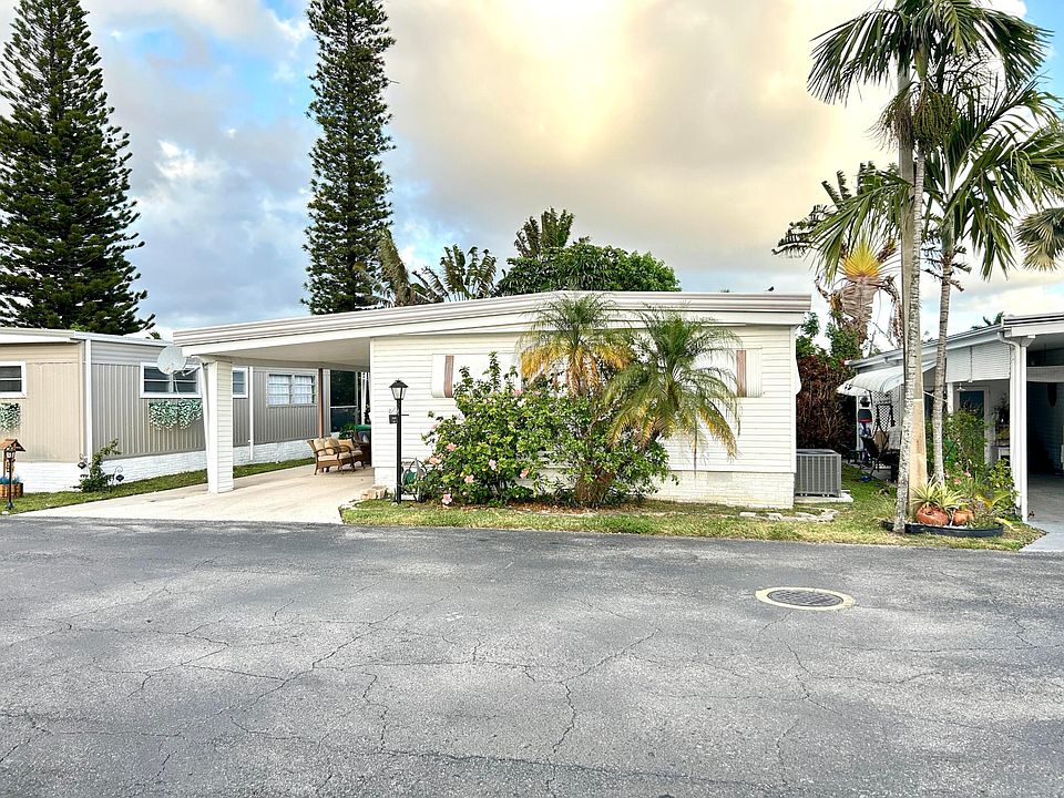 1st image of 1541 S 32nd Avenue
