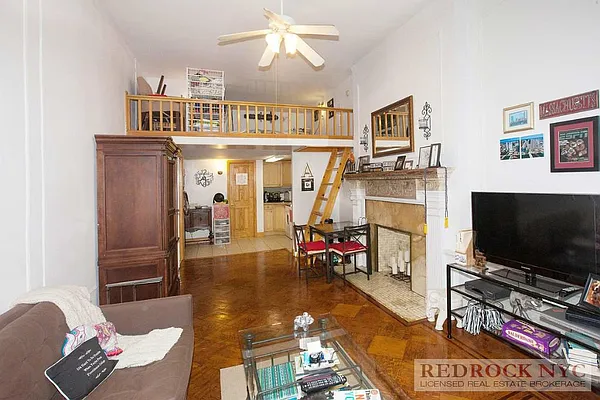 Rented by Red Rock Realty | media 17