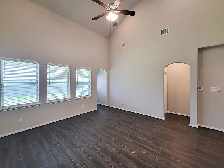 10423 Astor Points Trl — Photo 18