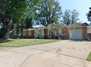 20 Gray Brooke Ln, Florissant, MO