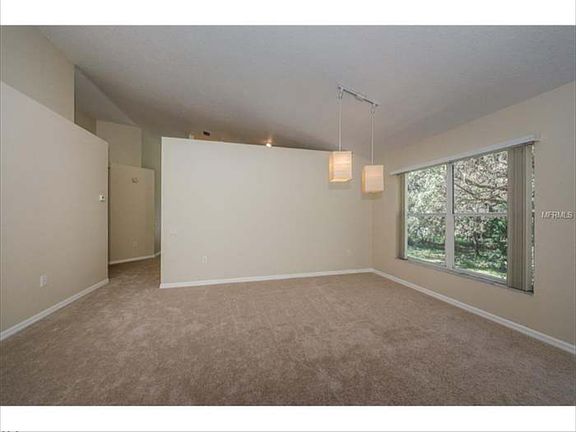 4th image of 849 Briar Oak Ct