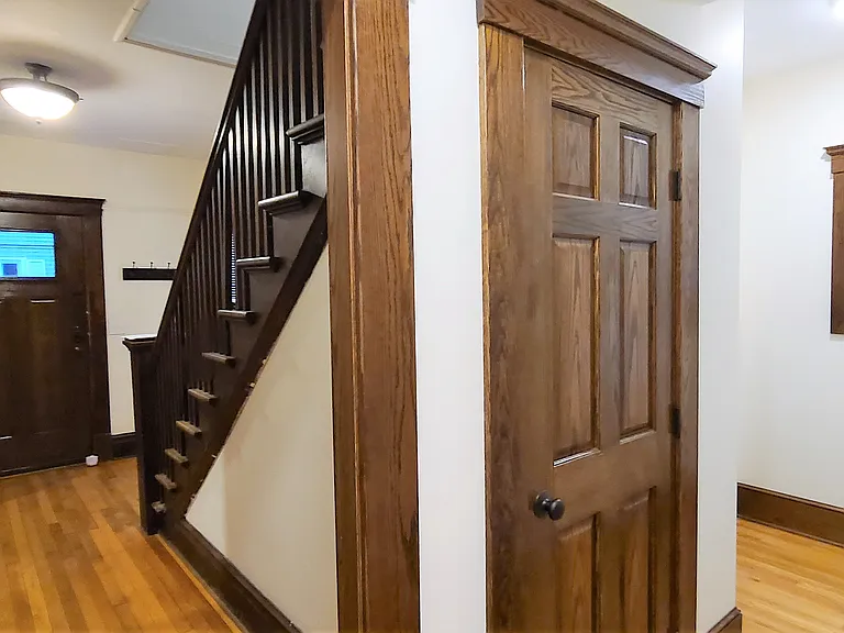 1319 Forest Ct — Photo 8