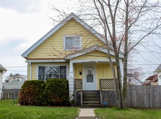 3313 S 9th St, Milwaukee, WI 53215