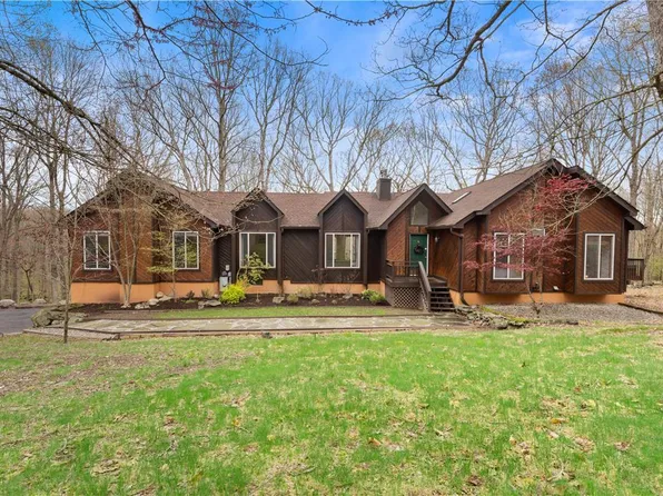 128 Diane Ln, Canadensis, PA 18325