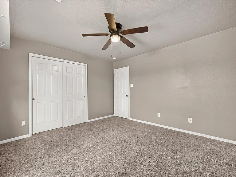 14402 Barker Pelican Ct — Photo 45