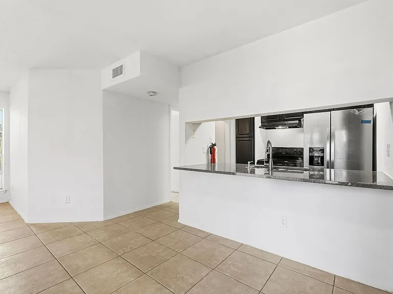 10501 South Dr #288 — Photo 8