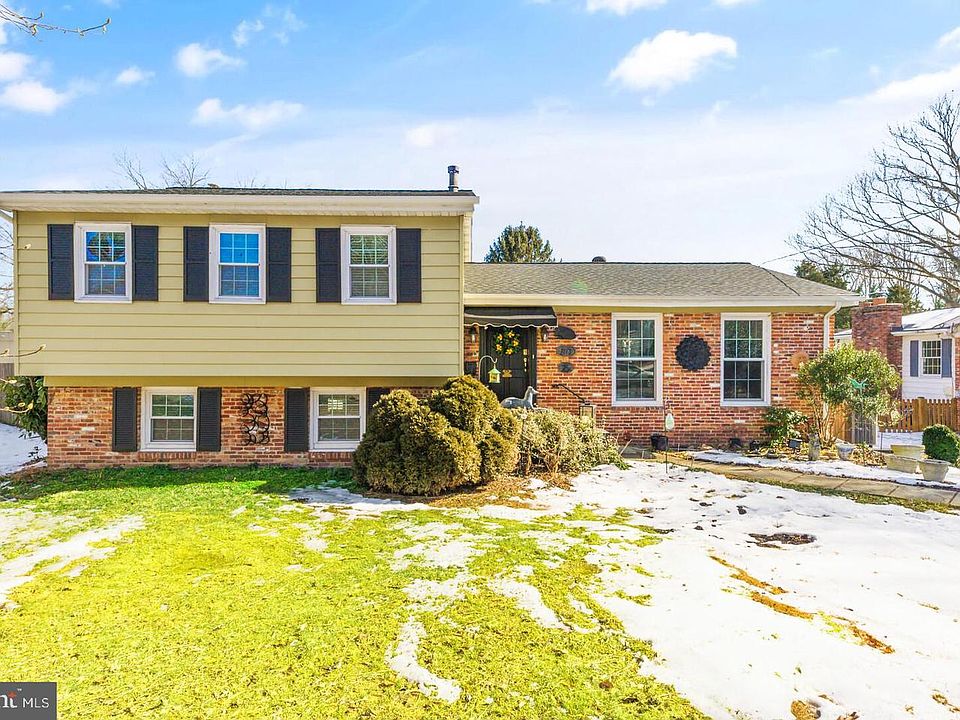 1st image of 3113 Savoy Dr