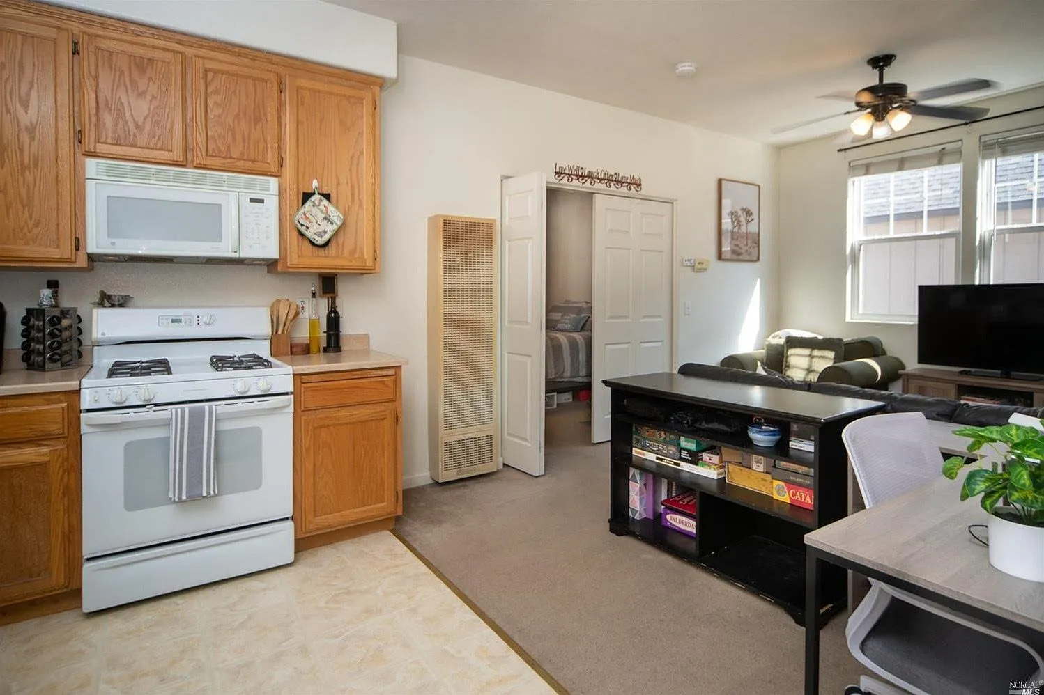 4052 New Zealand Ave — Photo 2