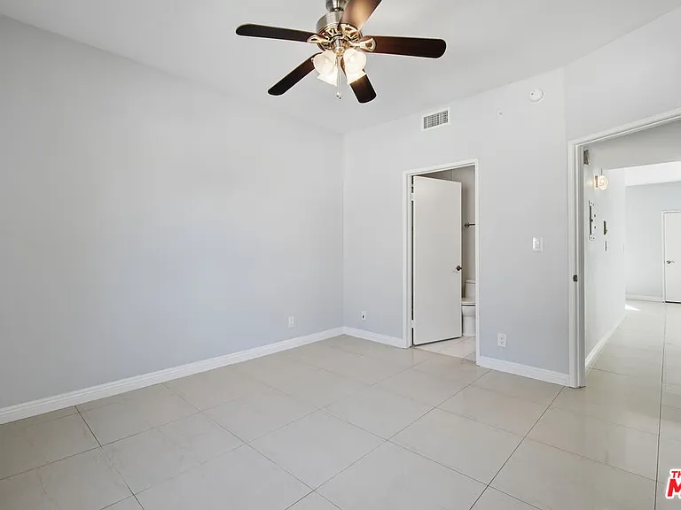 5715 W Olympic Blvd #206 — Photo 10