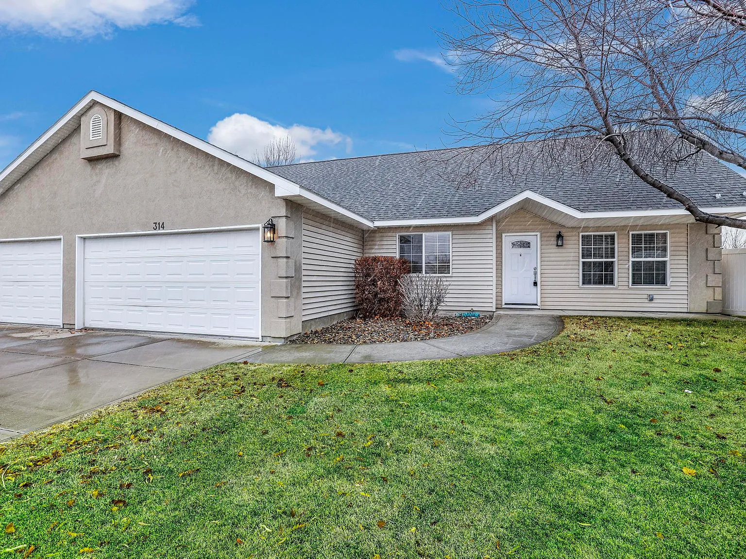 314 Shadetree Trl — Photo 1