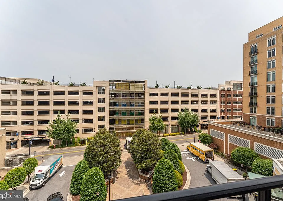 155 Potomac #432