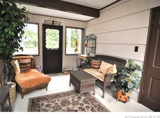 31 Nancy Dr, Enfield, CT 06082