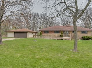 N1898 River Forest Dr, Kaukauna, WI 54130