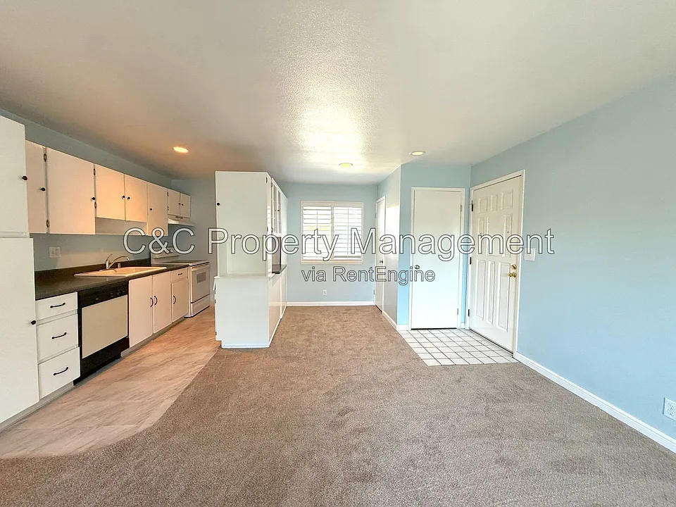 825 Balboa Ave #307