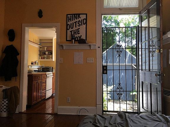 4th image of 1016A N Lopez St