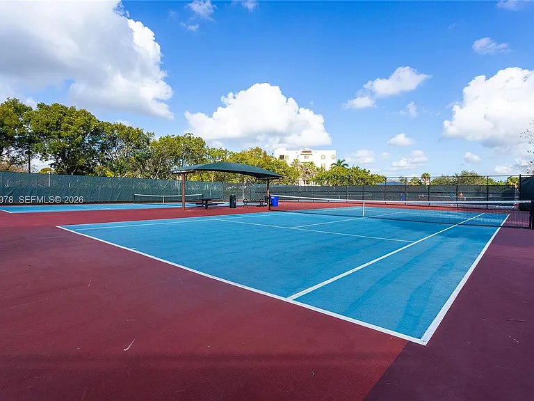 4030 W Palm Aire Dr #407 — Photo 17
