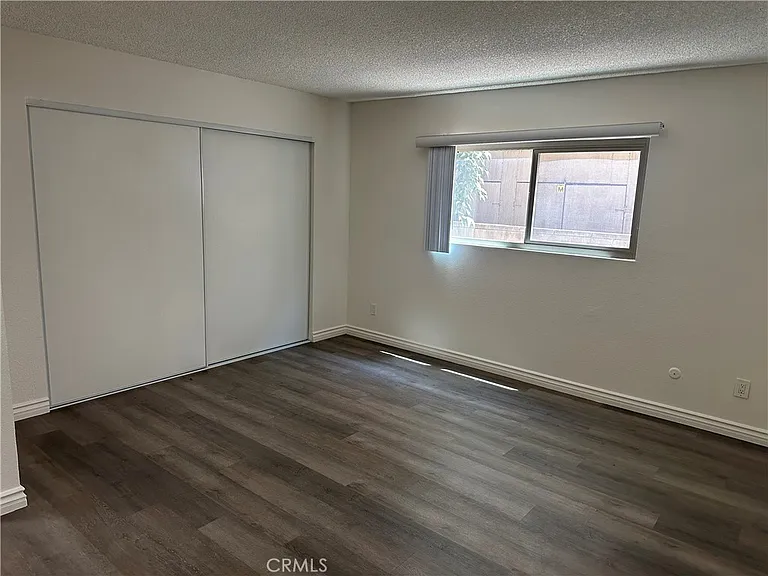 7055 Etiwanda Ave #102 — Photo 9