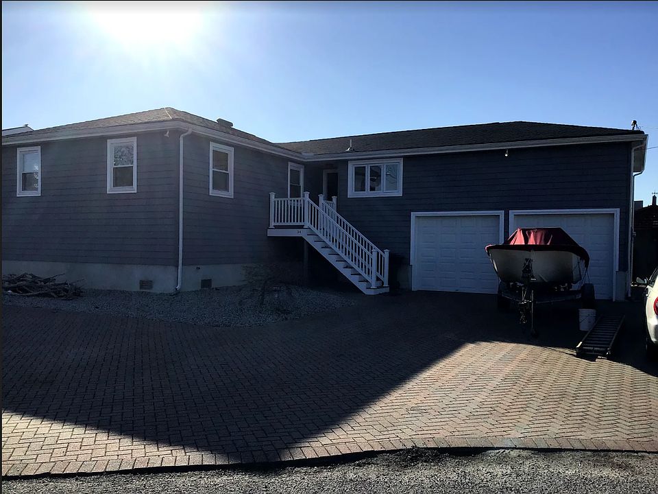 1st image of 34 Wills Ct